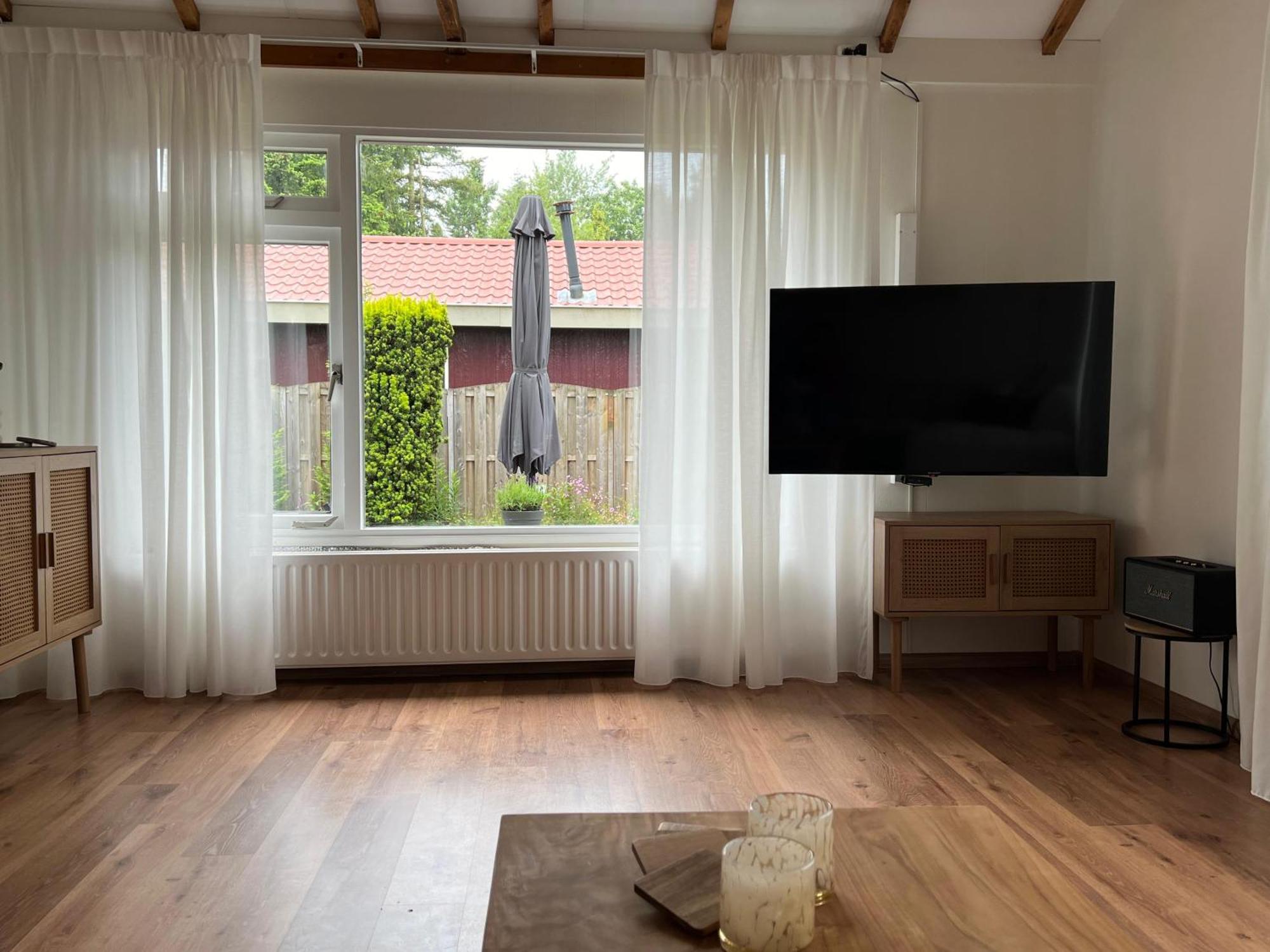 Luxe Boshuisje Met Prive Wellness & Jacuzzi Op De Veluwe Ермело Екстериор снимка